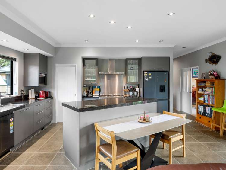 8 Devine Drive Rolleston_15