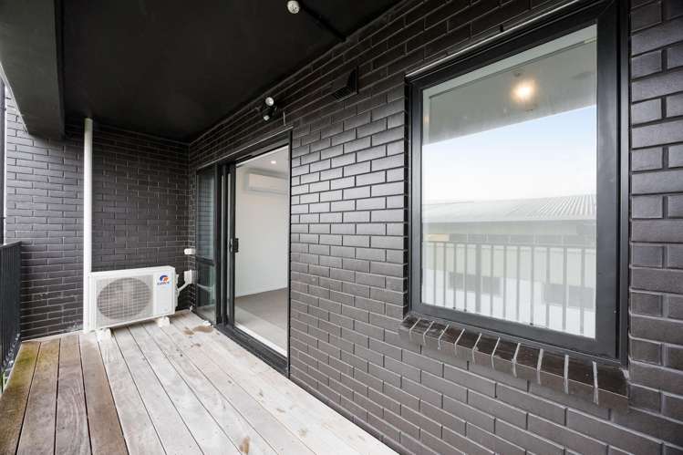 108/28C Eileen Newey Place Henderson_17