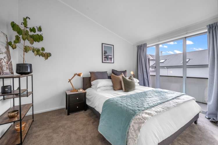 2/65 Long Drive Saint Heliers_5