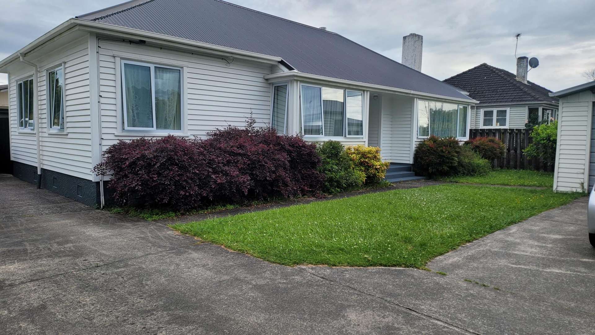 12 Bains Avenue Hamilton East_0