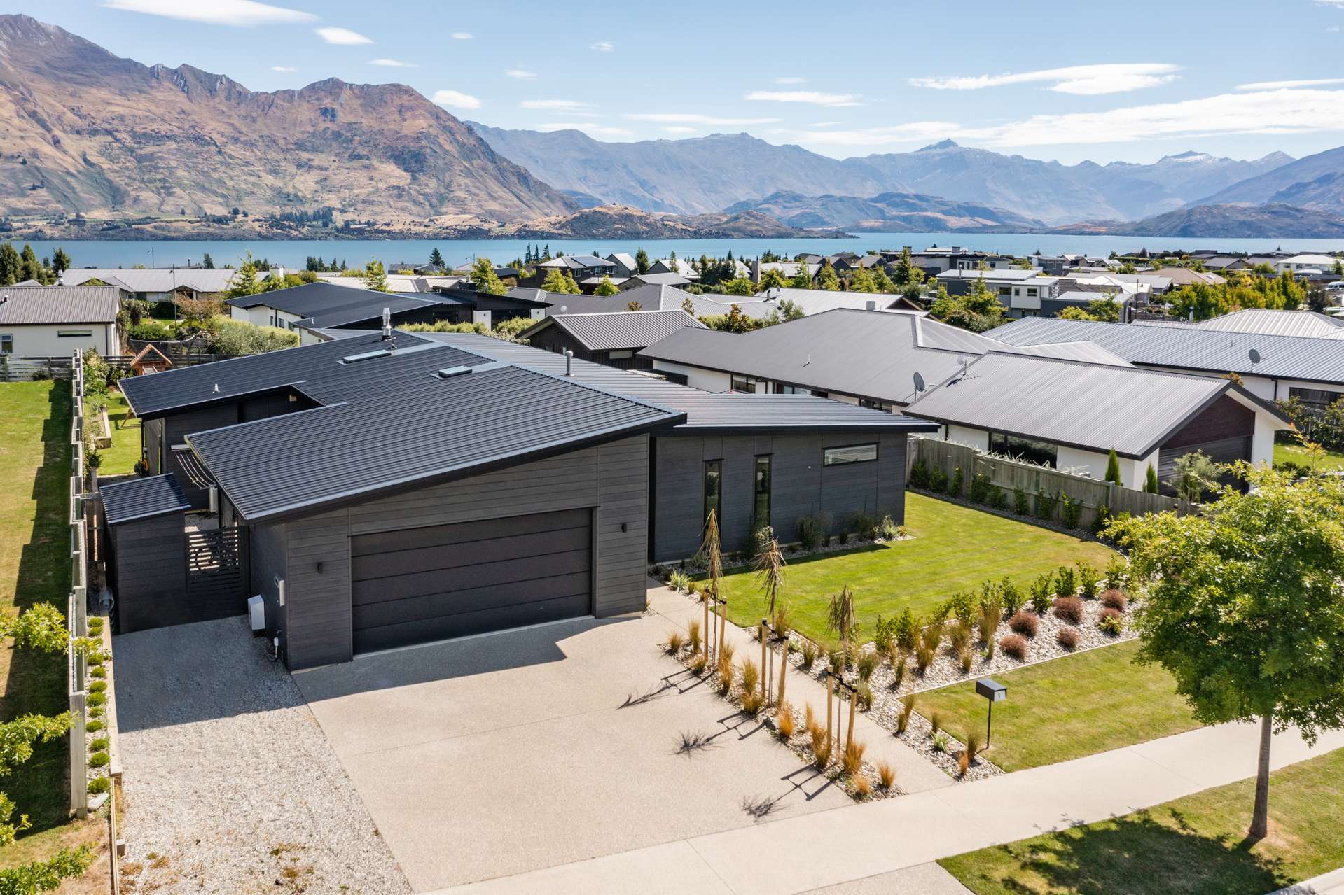 9 Centre Crescent Wanaka_0