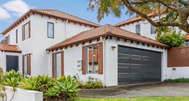 25 Alverna Heights View_0