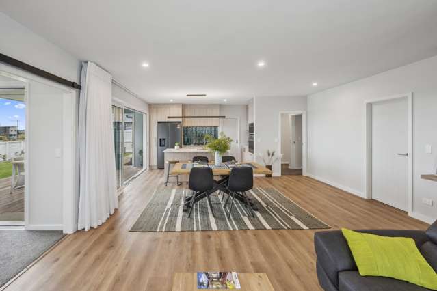 32 Makomako Crescent Wharewaka_3