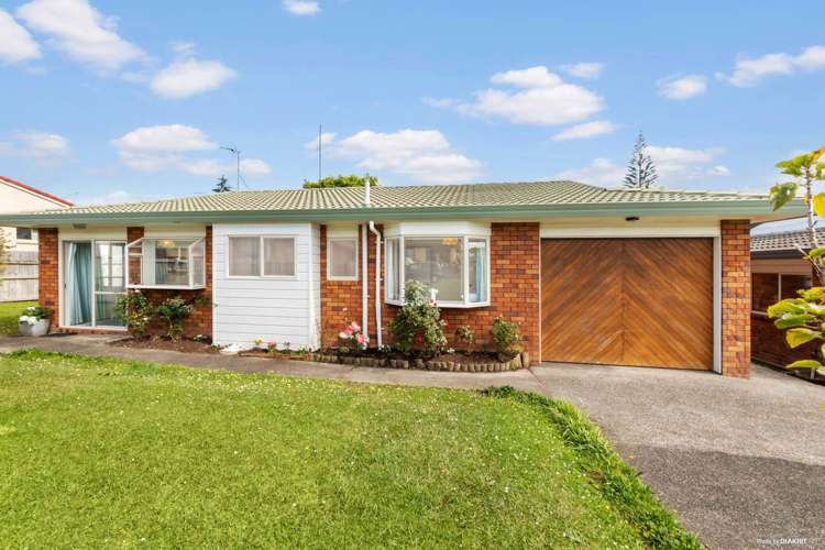 50 Bodi Place Te Atatu South_0