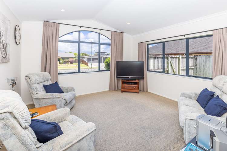 61 Saint James Drive Huntington_17