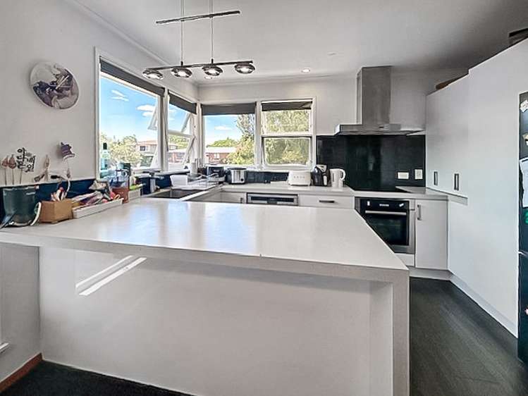 26 Fairview Avenue 10643_7