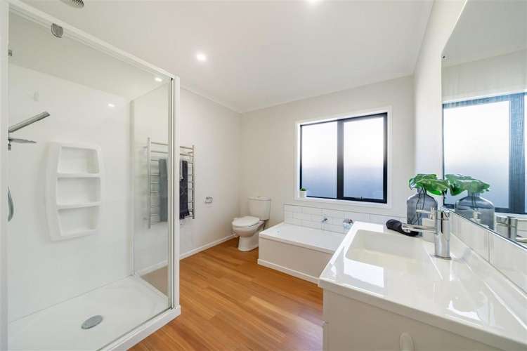 34 Te Kaeaea Crescent Wallaceville_27