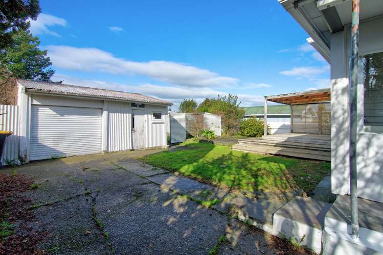 226 High Street North Carterton_17