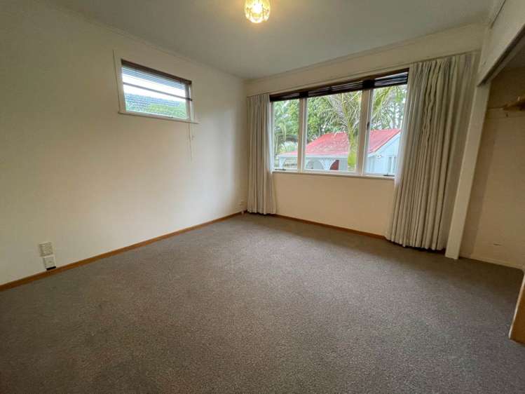 119 Bruce Road Glenfield_12