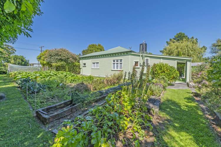 149 High Street Leeston_21