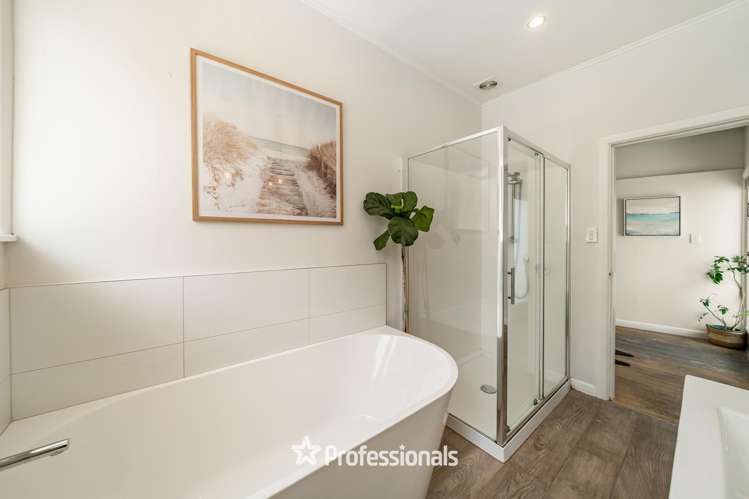 132 Cheviot Road Lowry Bay_17