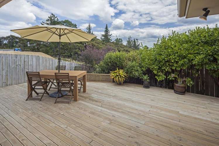 27 Carol Lee Place Albany Heights_5