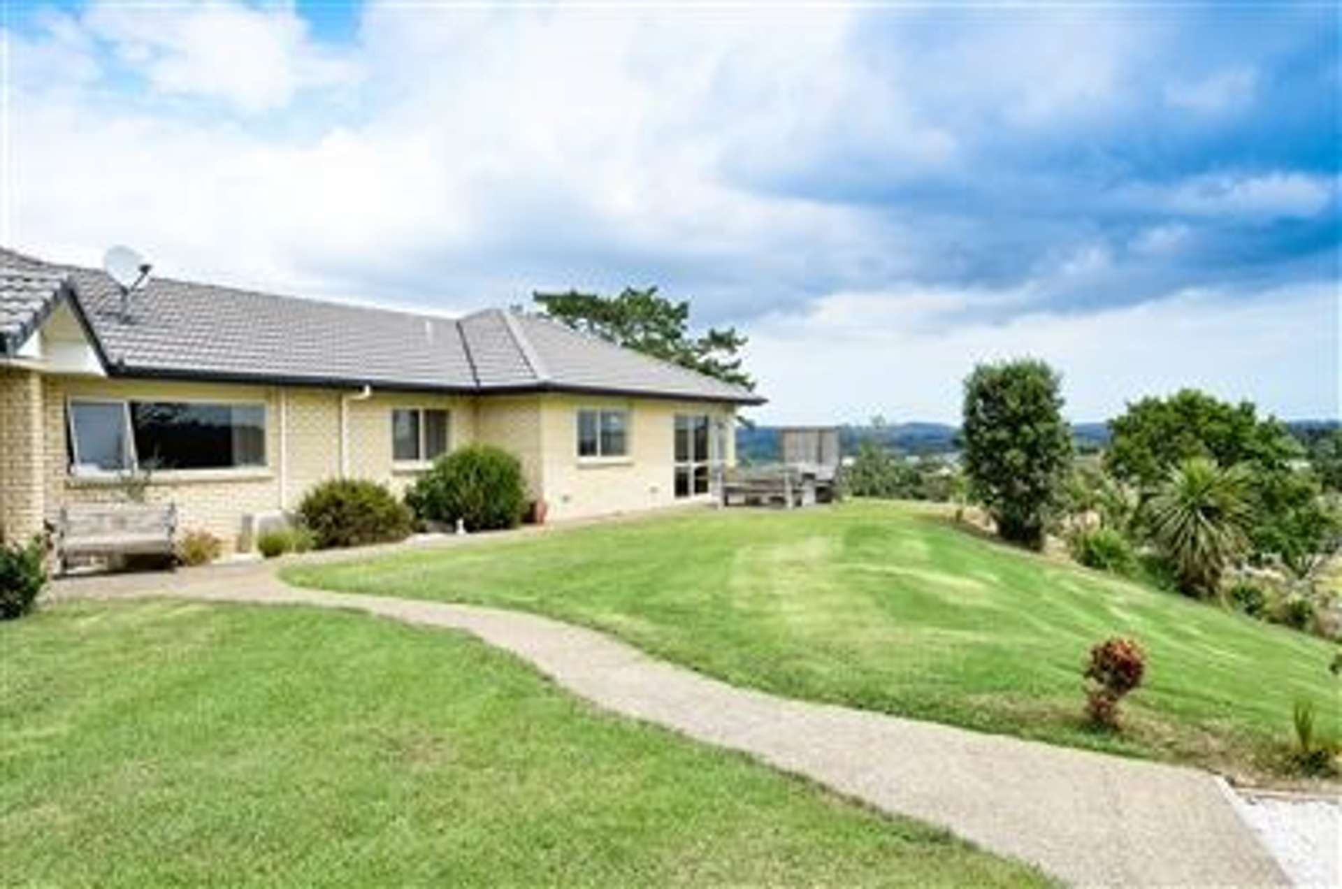 2/265a Old North Road Kumeu_0