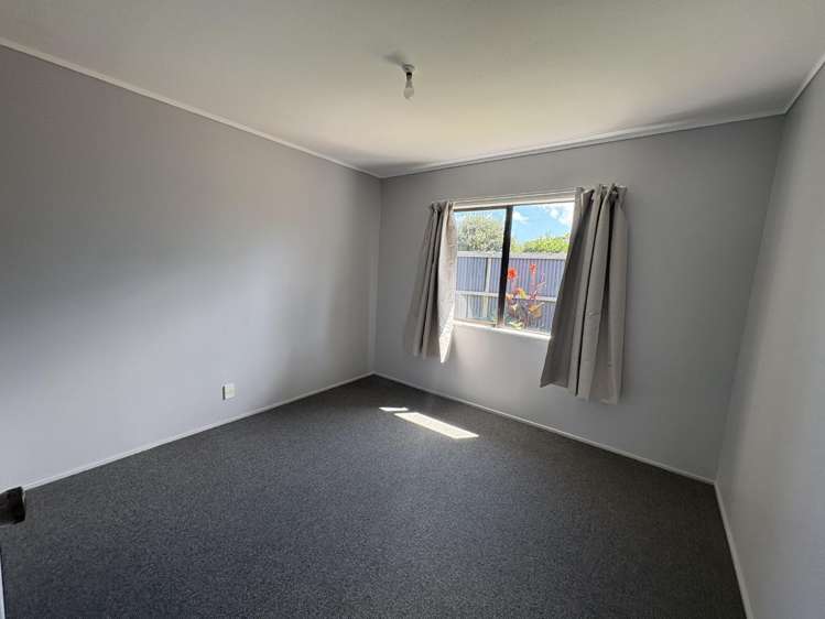 54A Lord Cobham Avenue 11597_8