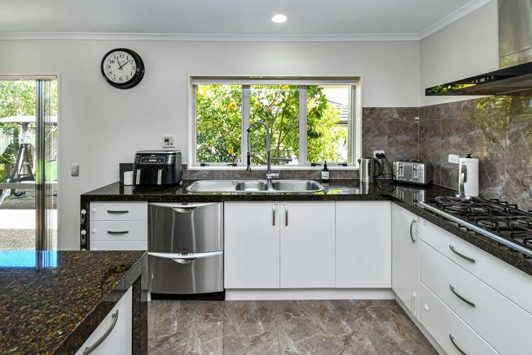 4 Glasson Avenue Flat Bush_10