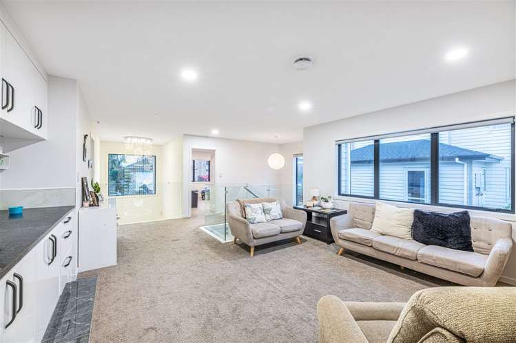 216C Metcalfe  Road Ranui_13