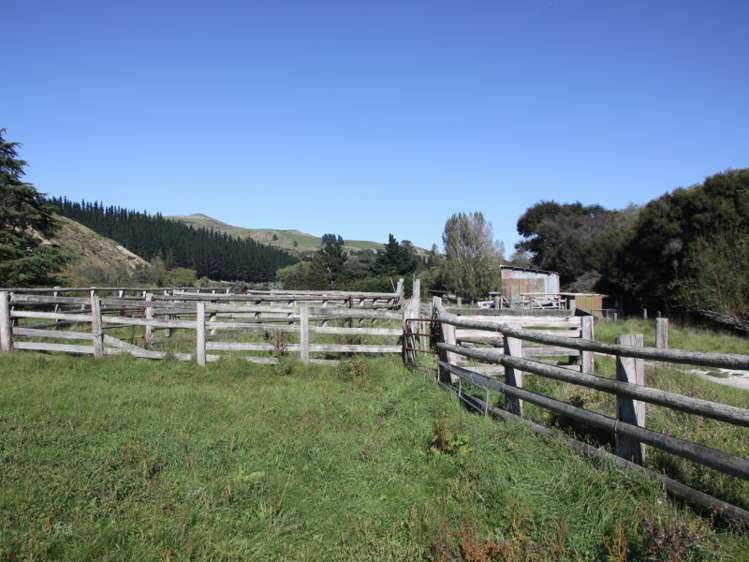 1007 Motunau Beach Road Motunau_14