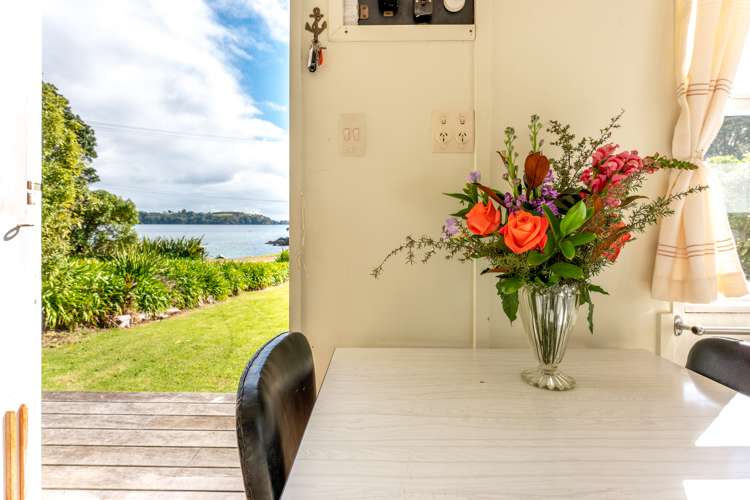 84 Great Barrier Road Oneroa_9