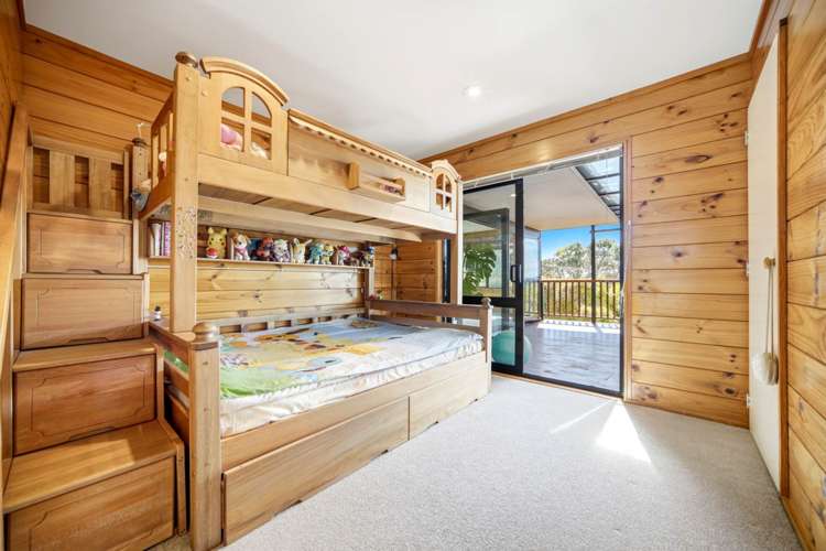 3 Tawhana Crescent Red Beach_11