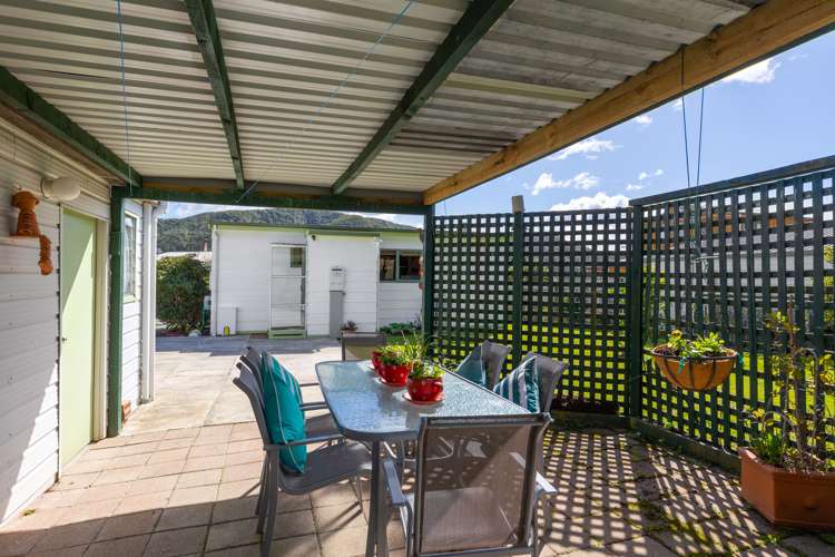 72 Moana View Road Waikawa_21