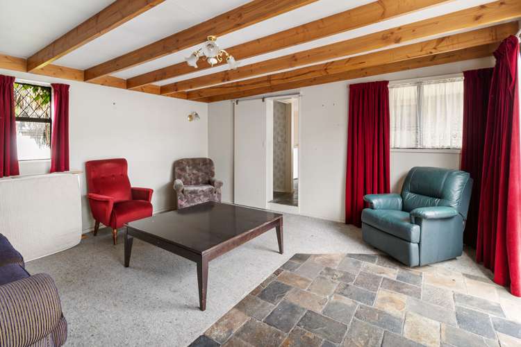 82 Avenue Road West End_8