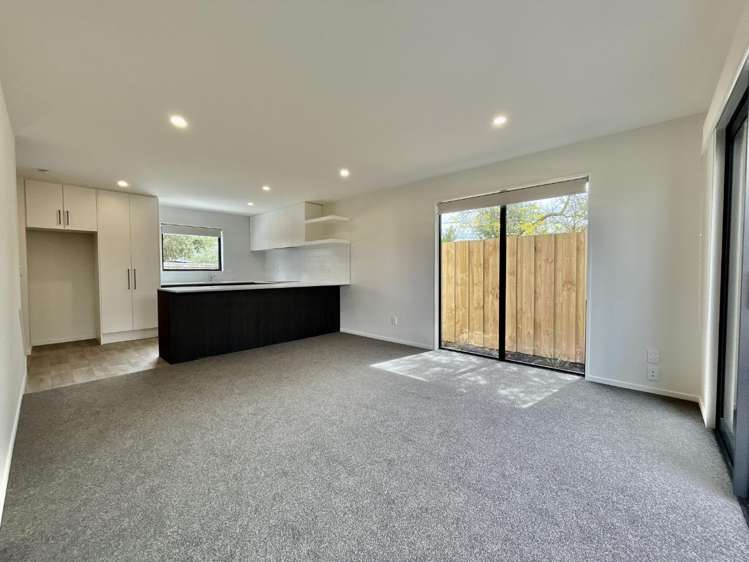 4/27 Evesham Crescent 10222_5