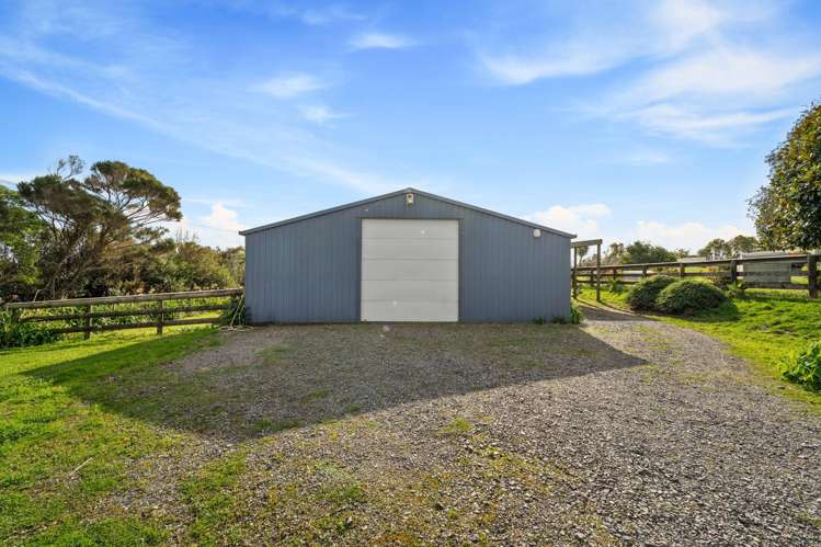 1382 Old North Road Helensville_19