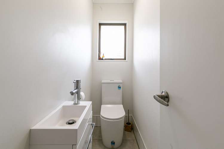 30a Bassett Road Johnsonville_18