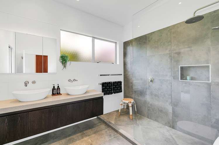 16 Richard Street Westmere_15