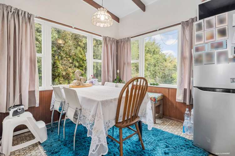 64 Sylvan Crescent Te Atatu South_6