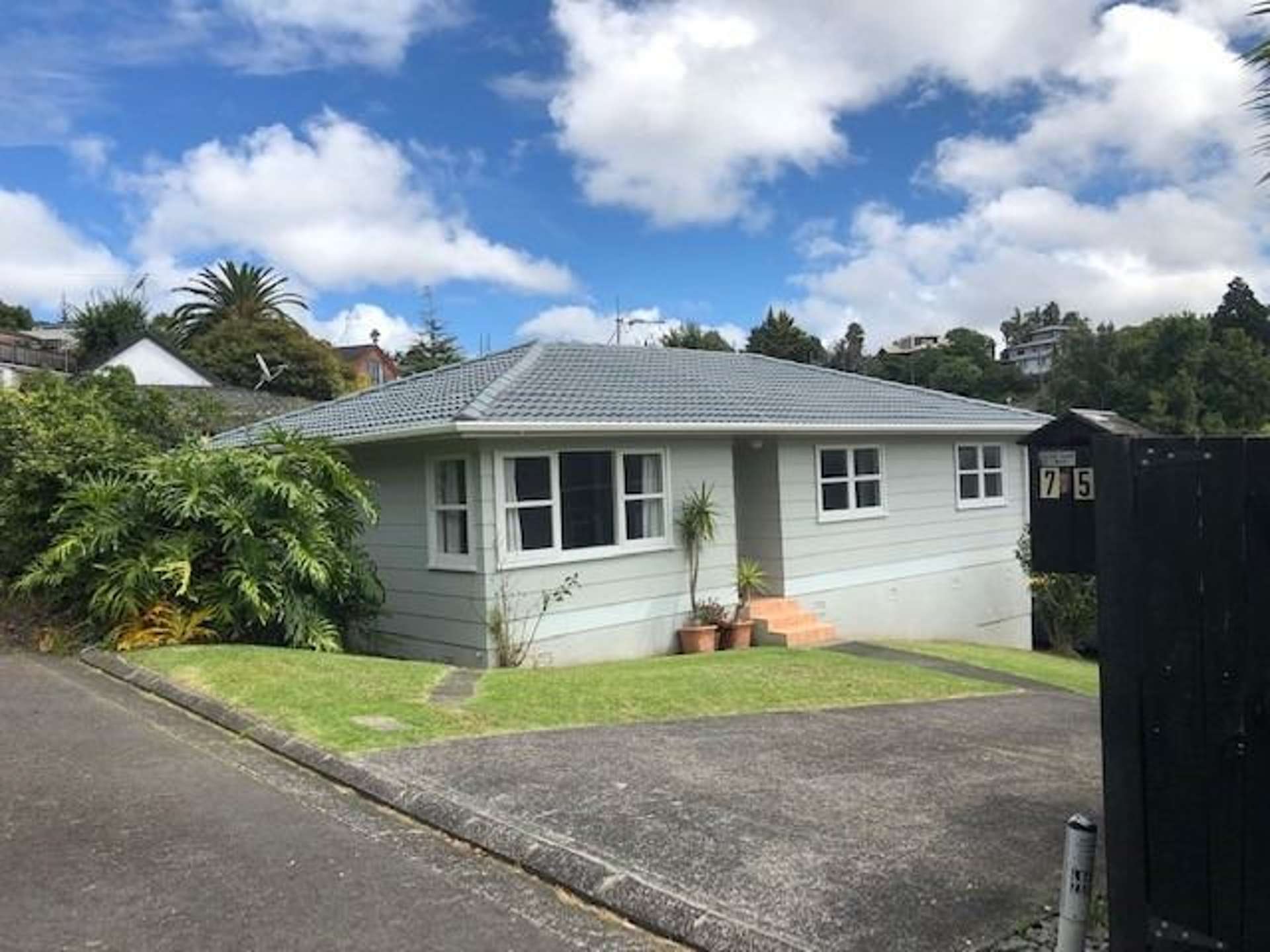 1/75 Newhaven Terrace Mairangi Bay_0