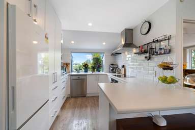 1/13 Tirimoana Road_3