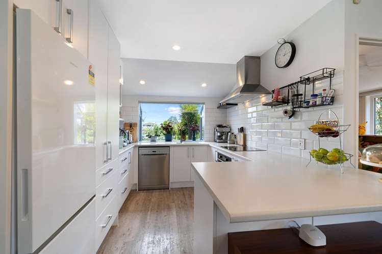 1/13 Tirimoana Road Te Atatu South_3