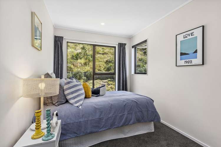 11 Thatcher Crescent Crofton Downs_11