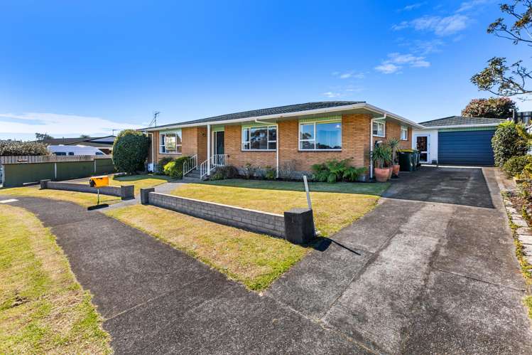 16 Bronte Place Whalers Gate_28