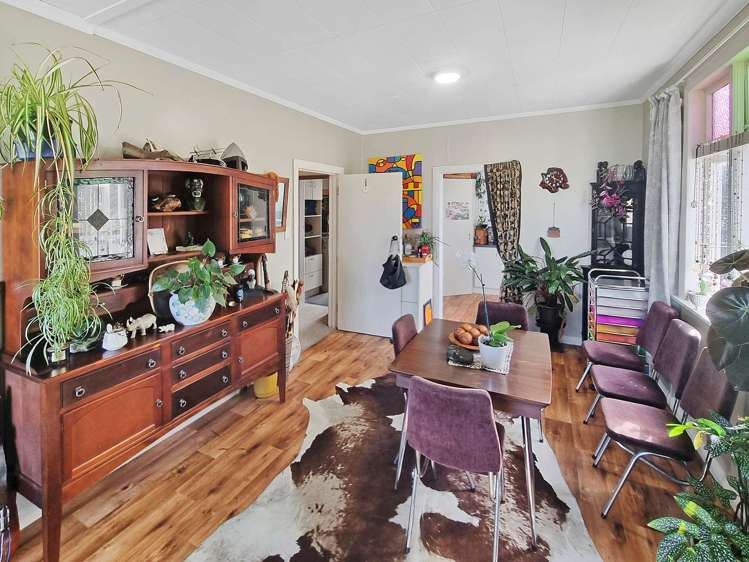188 Stafford Street Hokitika_5