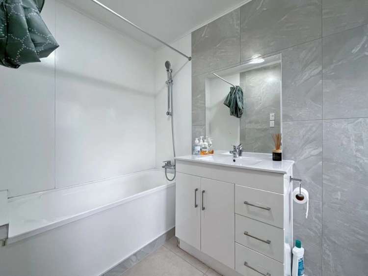 1/41 Howard Road 10887_16