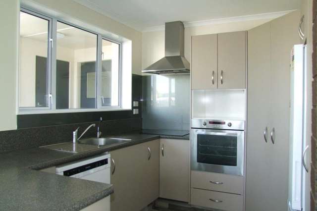 5 Constitution Avenue Milton_1