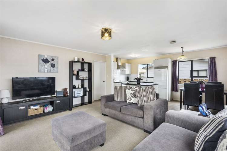 1/12 Aurea Avenue Pakuranga_11