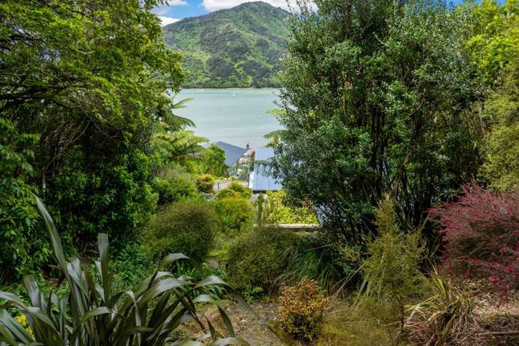 79 Moenui Bay Havelock_35