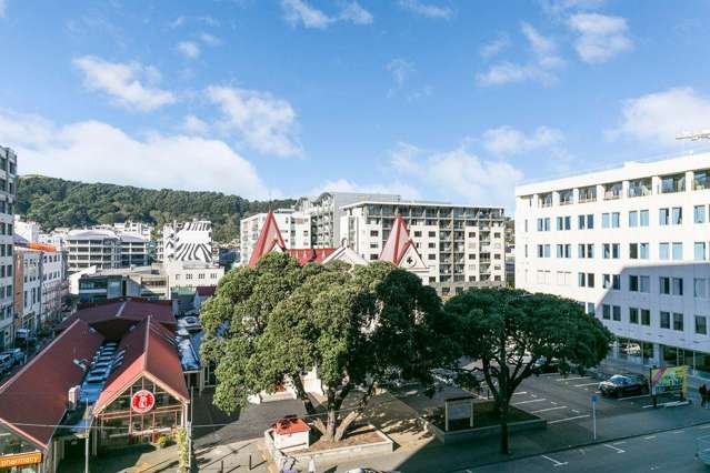 404/72-82 Taranaki Street 2185_1