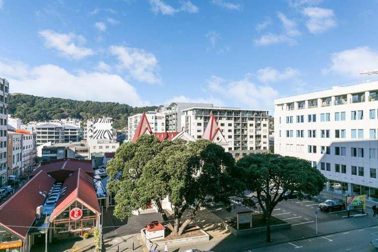 404/72-82 Taranaki Street 2185_1