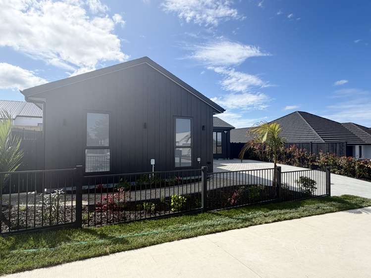 86 Parish Drive Milldale_16