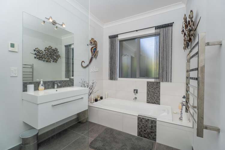 50b Paul Road Tairua_27