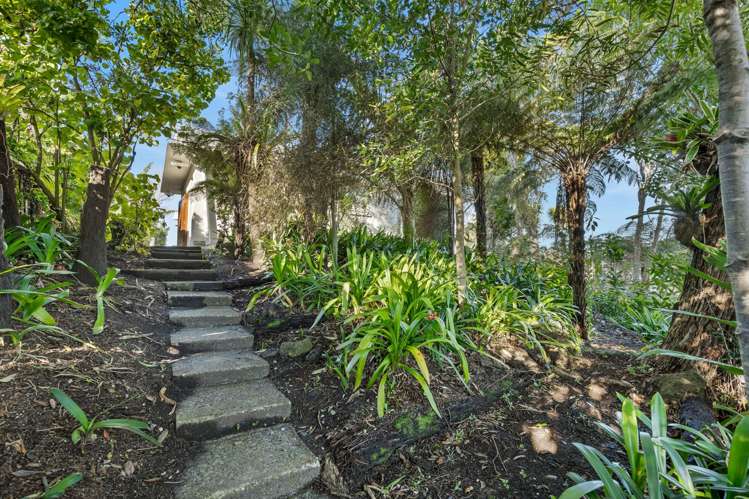 825 Beach Road Browns Bay_26