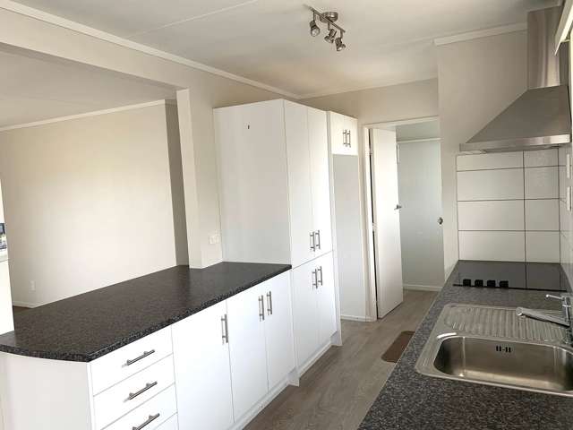 47B Walton Road Paraparaumu Beach_1