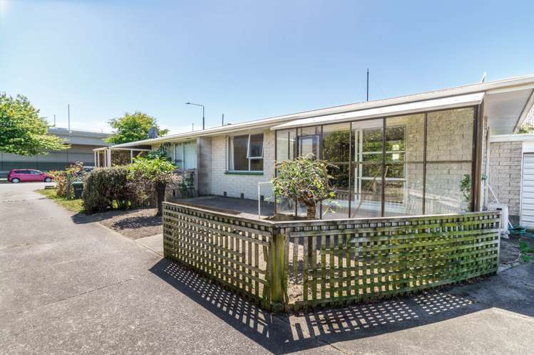 2/9 Maxwell Street Riccarton_1
