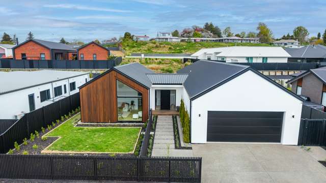 Location, Lifestyle & A Little Bit of Wow