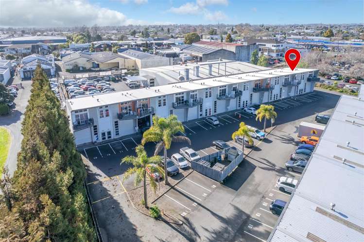 Unit 2 at 6 Ken Browne Drive Te Rapa_15