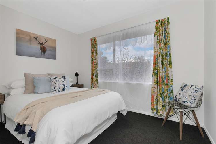 29 Avro Crescent Hornby_15